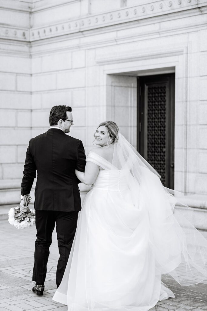 St. Louis Black and White Wedding, St. Louis Central Library, bride and groom, Luxury Missouri Wedding